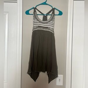 Green Jodifl oversized tank.